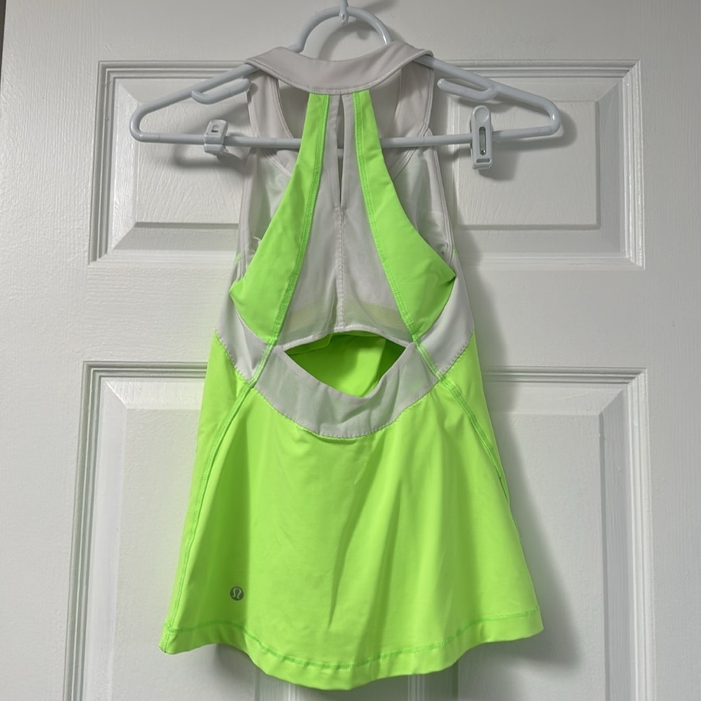 Lululemon Lime Green White Athletic Racerback Tank Top size 4 - Picture 3 of 6